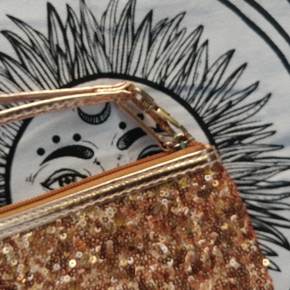 Charmie Charie Rose Gold Sequin Coin Purse - Picture 4 of 6